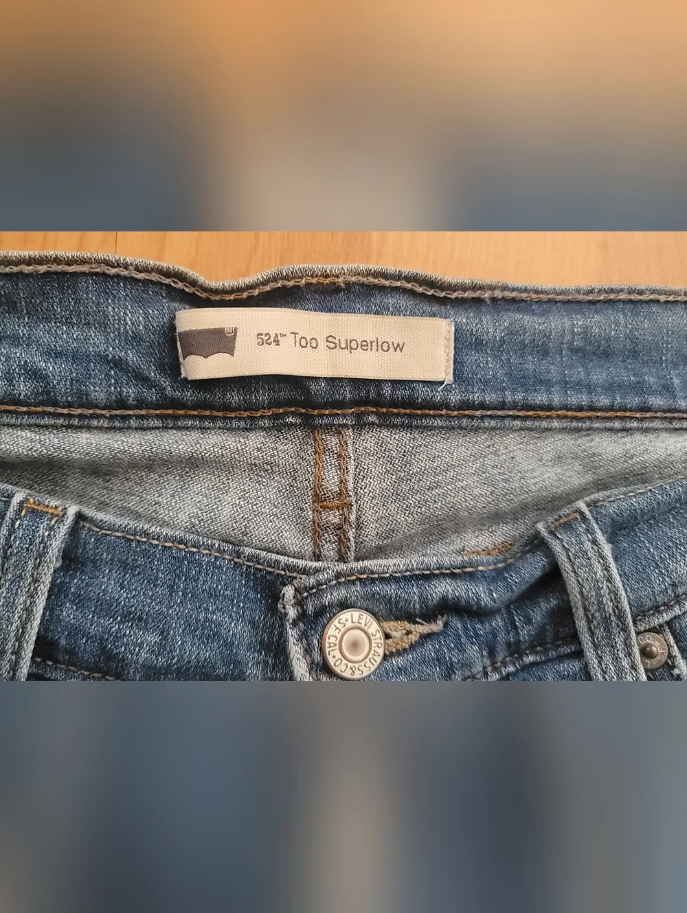 Levis 524 Too Superlow Bootcut Blue Jeans Women's Size W27 L32 Low Rise Slim Fit - Picture 8 of 15